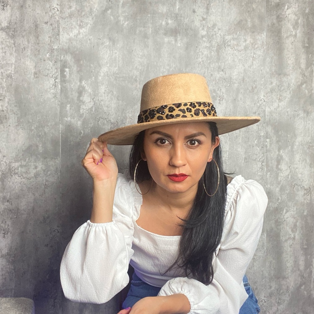 Cordobes suede hat style